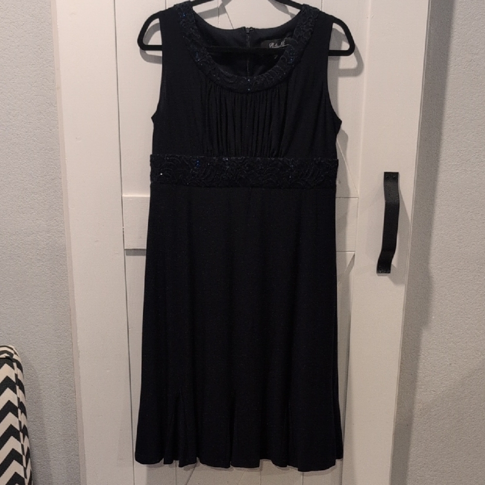 R&M Dark Blue Sleeveless Lightweight Midi Dress with Cute Sequins Accents, Sz 12